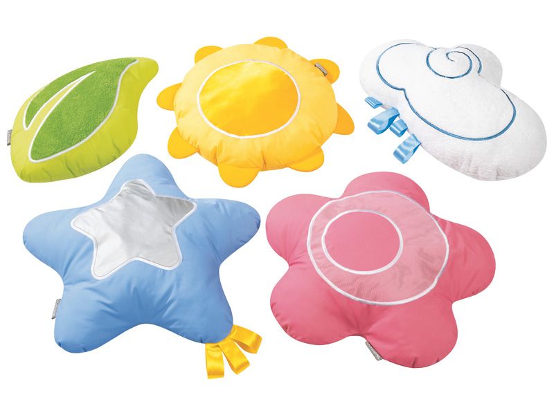 https://www.wesco.fr/58408171-maxi-lot-5-coussins-decor-wesco.html